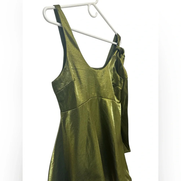 B.Right olive green shimmer balloon bottom sleeveless dress NWT - Picture 5 of 11